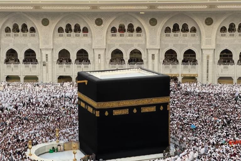 Aerial view of the Kaaba surrounded by pilgrims at Masjid al-Haram in Mecca