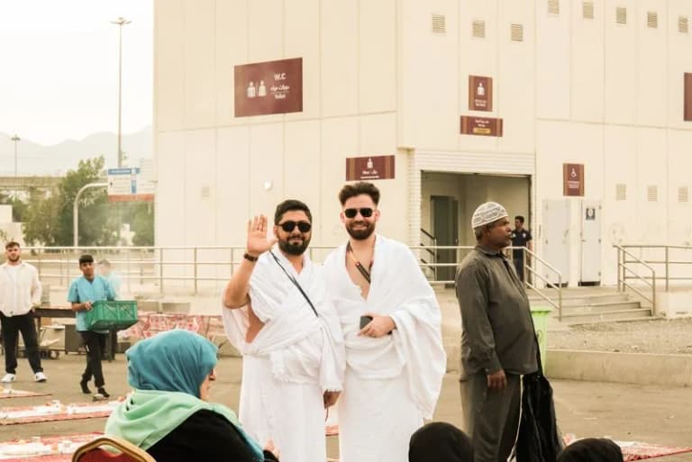 Pilgrims wearing white Ihram garments in Mecca