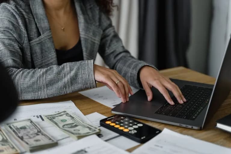 Filing tax returns through the ZATCA portal in Saudi Arabia